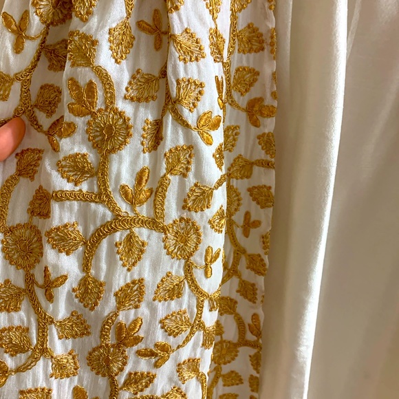 Mom & daughter dresses . - Picture 4 of 9